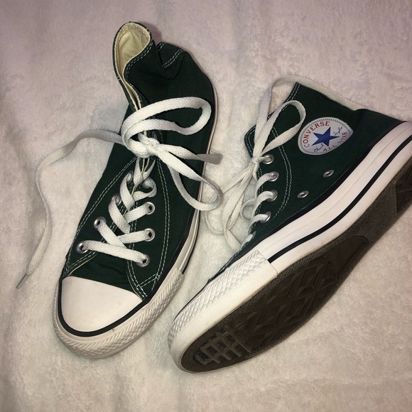 dark green converse size 5